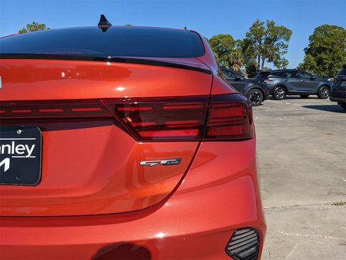 Certified 2024 Kia Forte GT-Line image 12