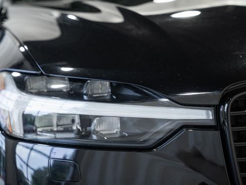 Used 2024 Volvo XC60 B5 Plus AWD/4WD image 15