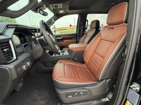 New 2026 GMC Sierra 2500 Denali Ultimate AWD/4WD image 7