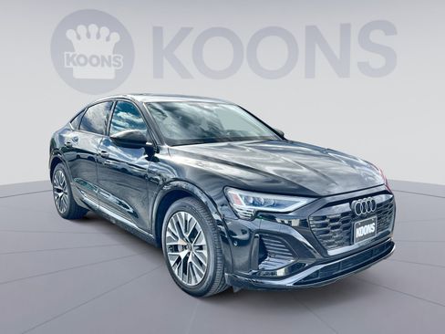 Used 2024 Audi Q8 e-tron Premium Plus image 10