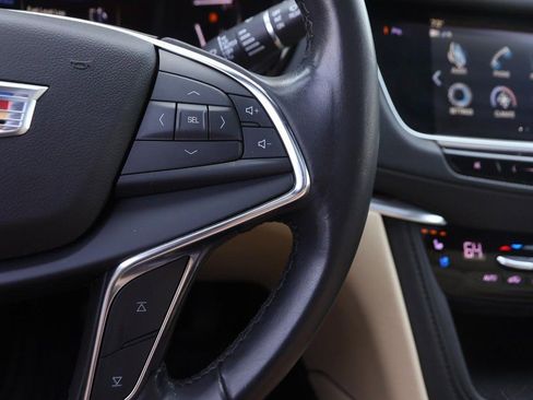 Used 2019 Cadillac XT5 Premium Luxury FWD image 14