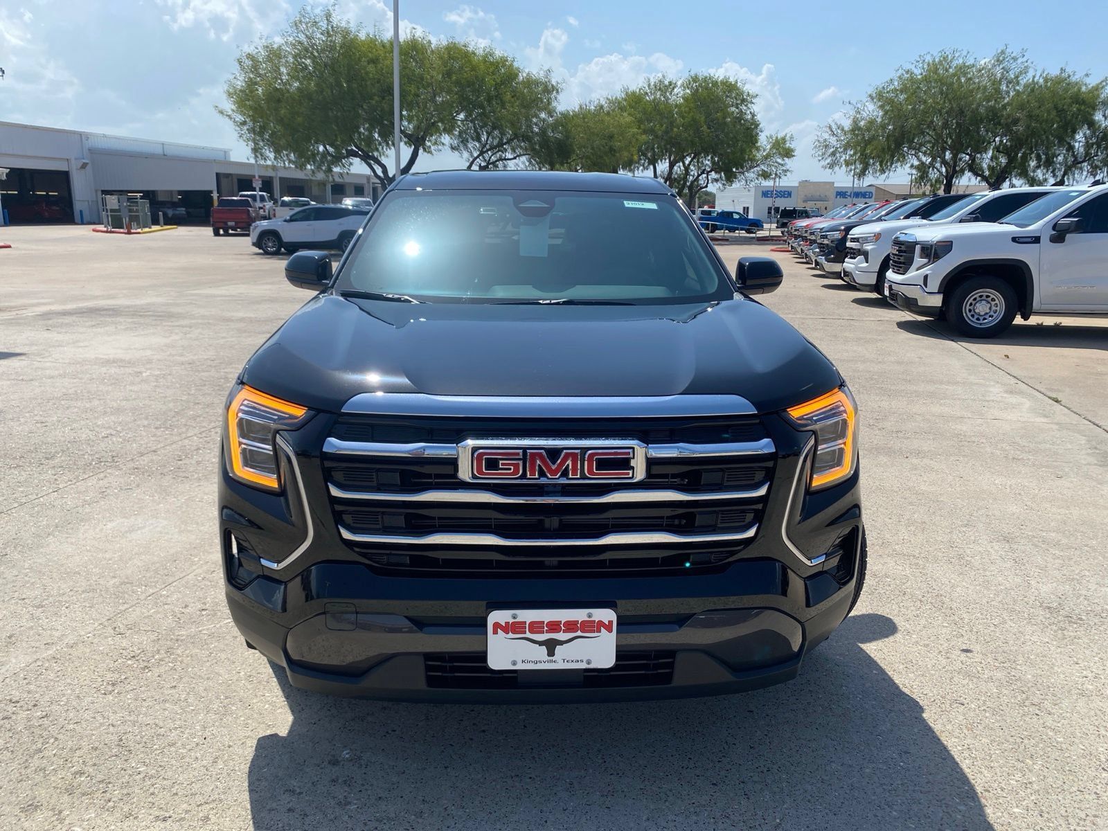 New 2027 GMC Terrain Elevation w/ LPO, Floor Liner Package FWD image 2