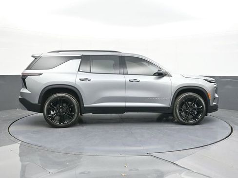 New 2026 Chevrolet Traverse LT w/ LPO, Floor Liner Package image 18