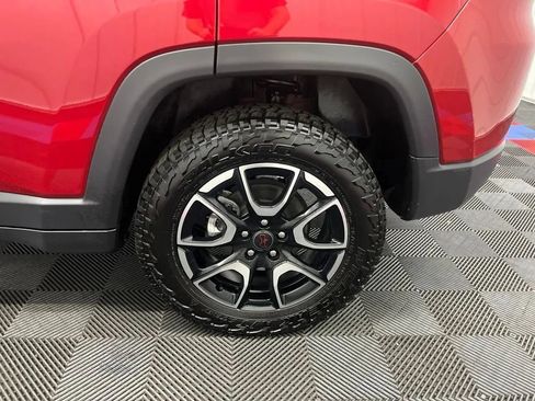 Used 2025 Jeep Compass Trailhawk AWD/4WD image 26