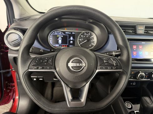Used 2025 Nissan Versa SV FWD image 20