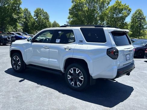 Used 2026 Toyota 4Runner TRD Sport Premium AWD/4WD image 6