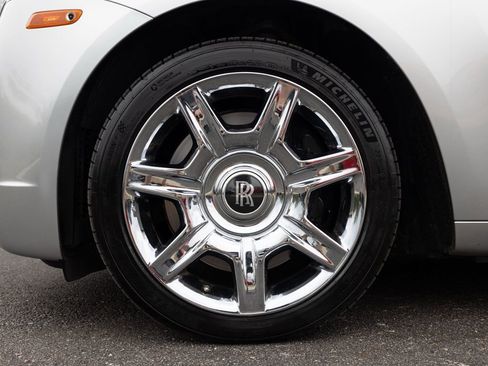 Used 2013 Rolls-Royce Ghost image 82