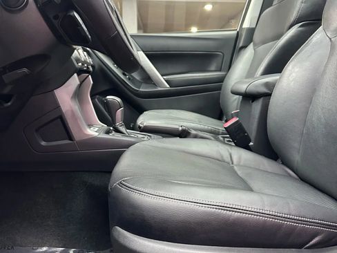 Used 2016 Subaru Forester 2.0XT Touring w/ Eyesight & Navigation System image 21