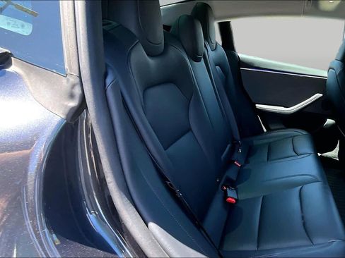 Used 2025 Tesla Model 3 RWD image 19