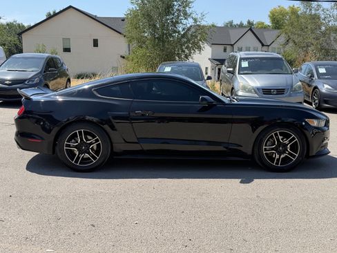 Used 2016 Ford Mustang Coupe RWD image 7