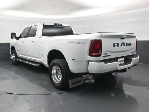 Used 2026 RAM 3500 Laramie w/ Max Tow Package AWD/4WD image 24