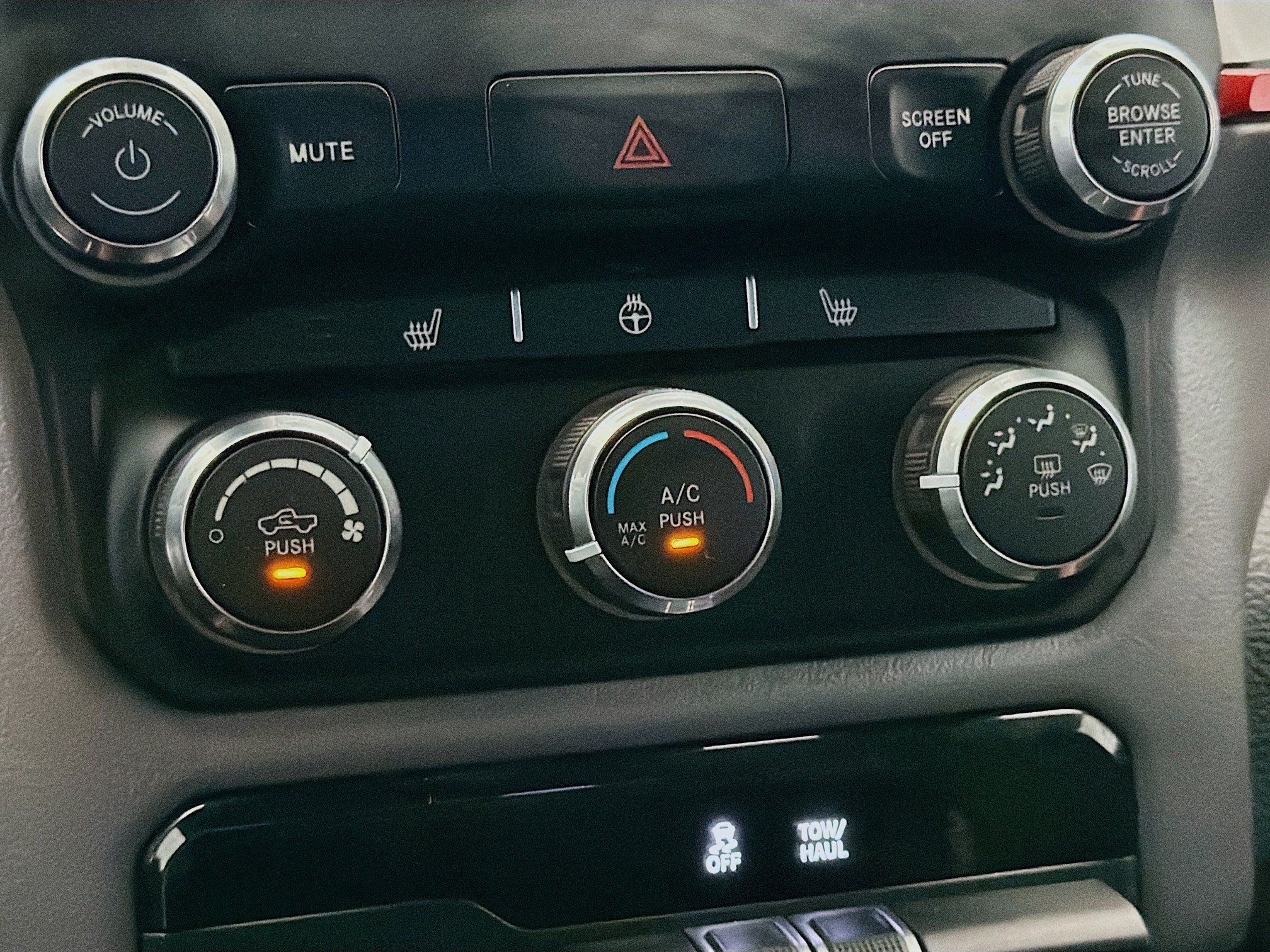 Used 2020 RAM 1500 Rebel w/ Rebel Level 1 Equipment Group AWD/4WD image 9