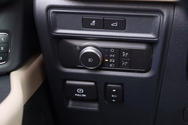 Certified 2022 Ford Expedition Limited AWD/4WD image 24