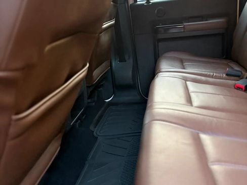 Used 2015 Ford F250 Platinum AWD/4WD image 32