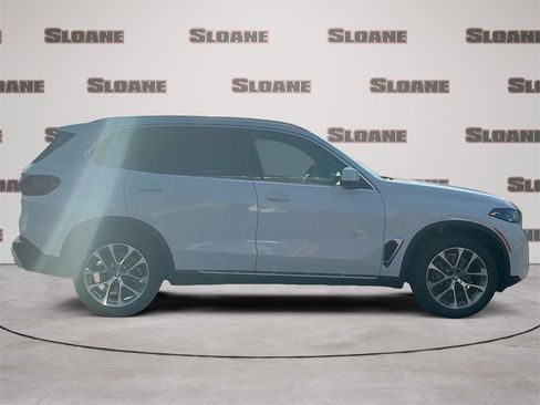 New 2026 BMW X5 xDrive40i w/ Climate Comfort Package image 6