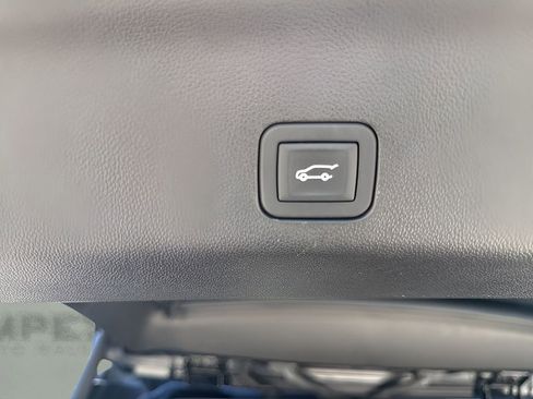 Used 2025 Cadillac Escalade Sport w/ LPO, ONYX Package image 31