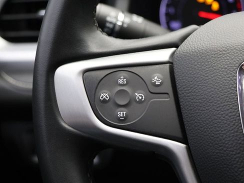 Used 2023 GMC Acadia SLT w/ Elevation Edition image 19