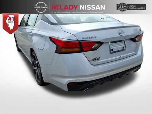 New 2025 Nissan Altima 2.5 SR image 5