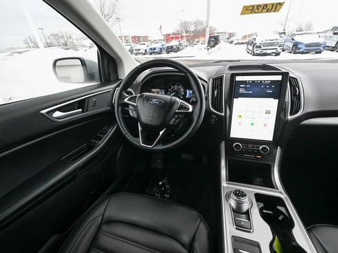 Certified 2024 Ford Edge SEL w/ Convenience Package image 33