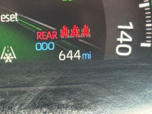 Used 2025 Toyota RAV4 XLE image 17