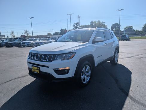 Used 2021 Jeep Compass Latitude w/ Convenience Group AWD/4WD image 4