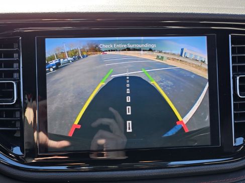 Used 2024 Dodge Durango GT image 23