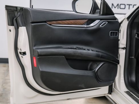 Used 2018 Maserati Ghibli S image 58