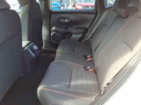 Used 2023 Honda HR-V Sport image 9