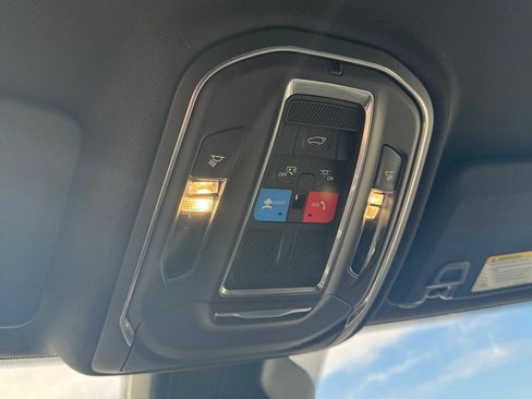 New 2026 Jeep Grand Cherokee Altitude AWD/4WD image 26