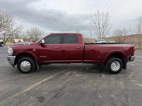 Used 2022 RAM 3500 Laramie image 9