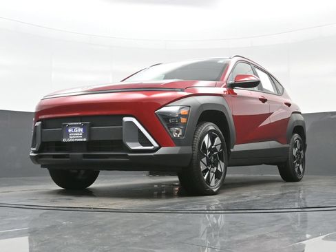 Used 2025 Hyundai Kona SEL AWD/4WD image 28