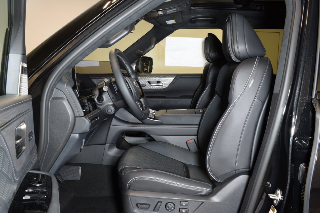 New 2027 INFINITI QX80 Autograph AWD/4WD image 11