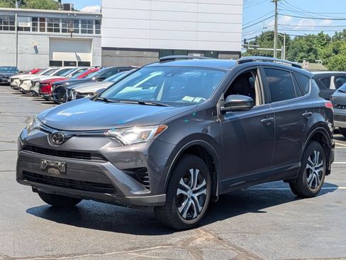 Used 2018 Toyota RAV4 LE w/ All Weather Liner Package AWD/4WD image 5