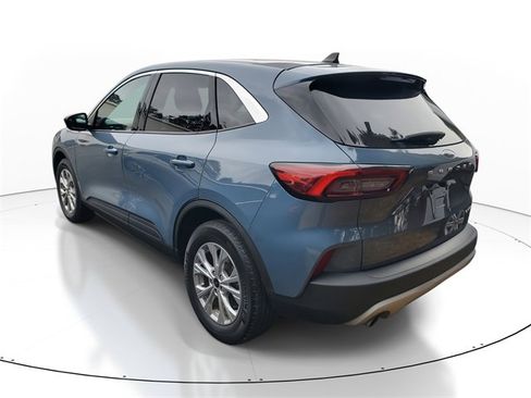 Used 2023 Ford Escape Active image 4