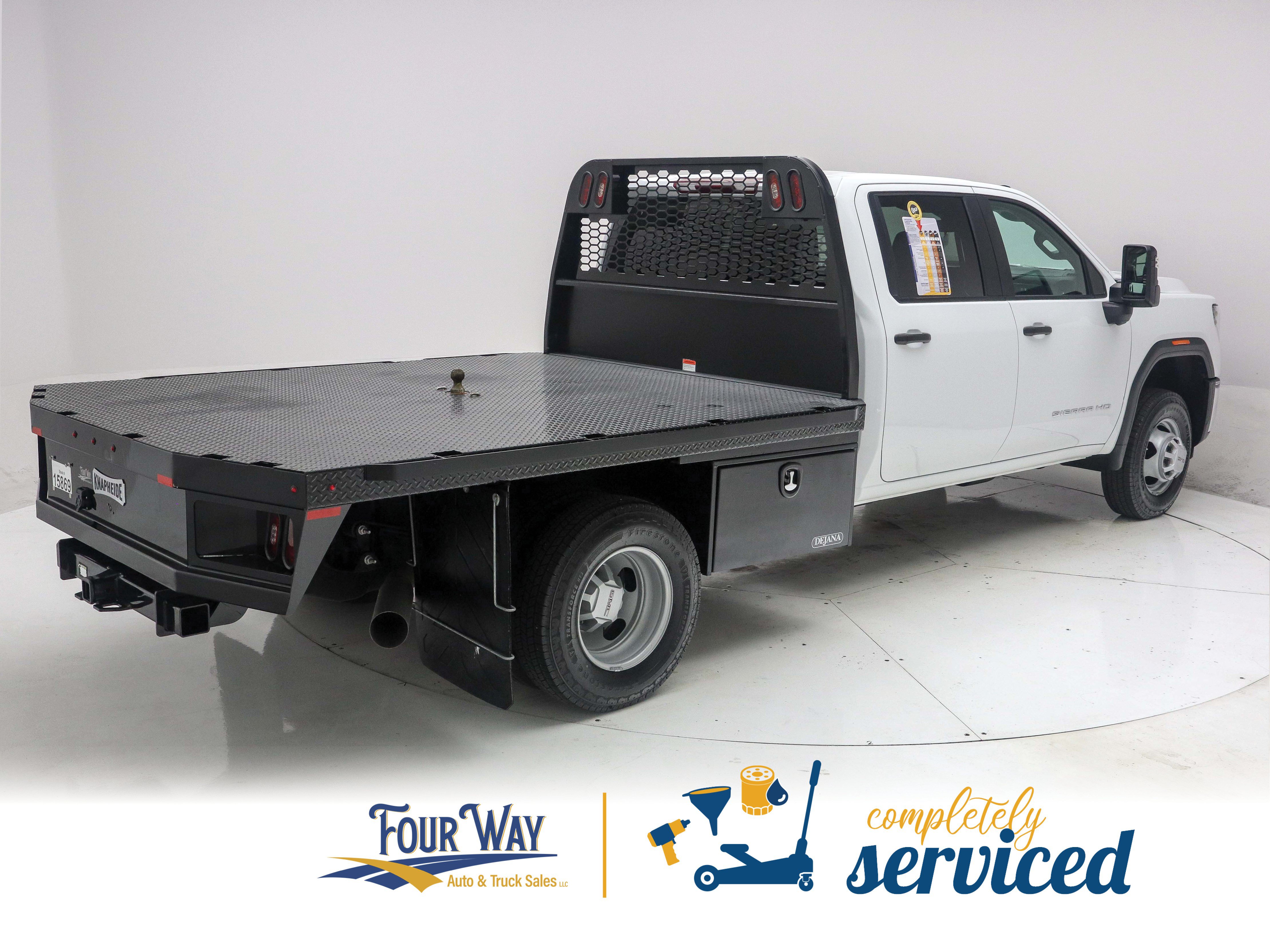 Used 2024 GMC Sierra 3500 Pro w/ Convenience Package AWD/4WD image 4