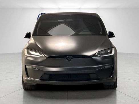 Used 2024 Tesla Model X Plaid image 8