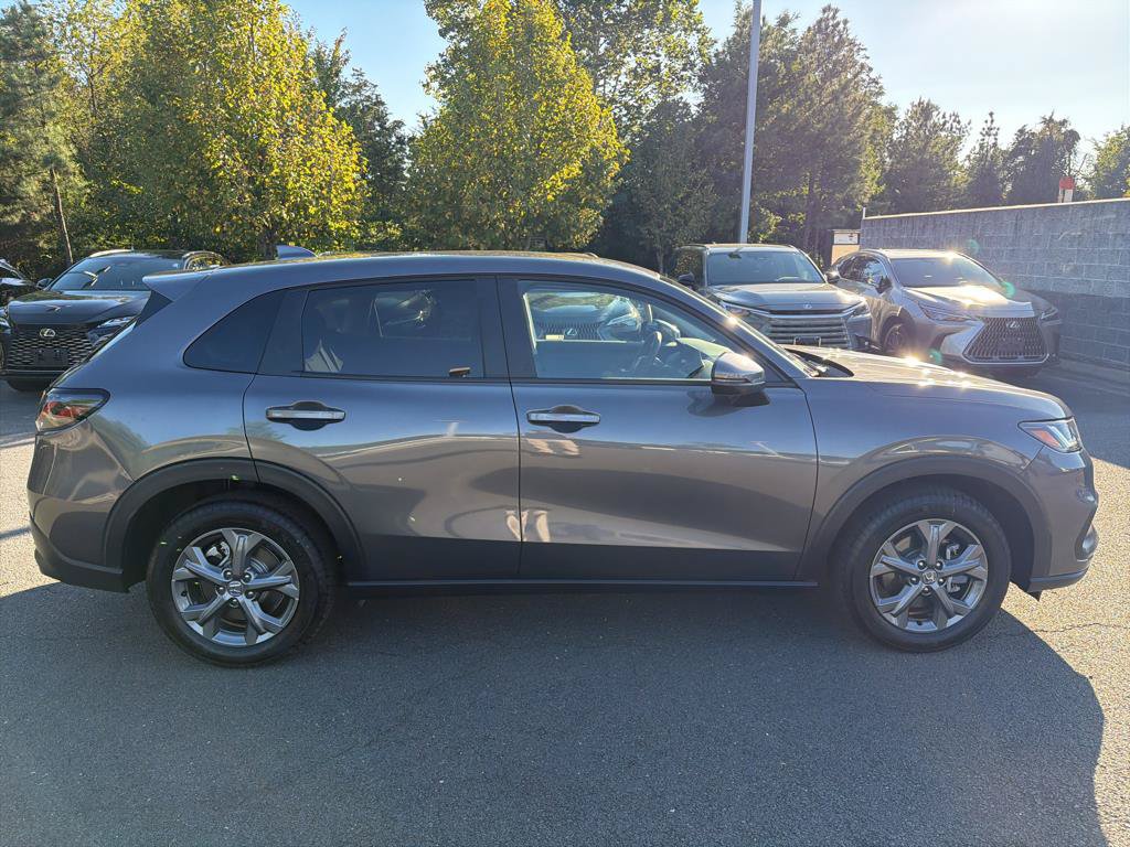 Certified 2026 Honda HR-V LX image 8