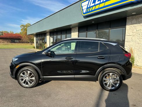 Used 2020 Buick Encore GX Essence w/ Experience Buick Package image 4