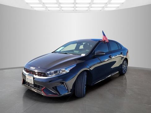 Used 2024 Kia Forte GT-Line w/ GT-Line Premium Package FWD image 8