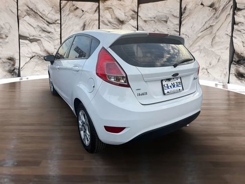 Used 2014 Ford Fiesta SE image 5