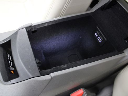 Used 2023 Cadillac XT5 Premium Luxury image 35