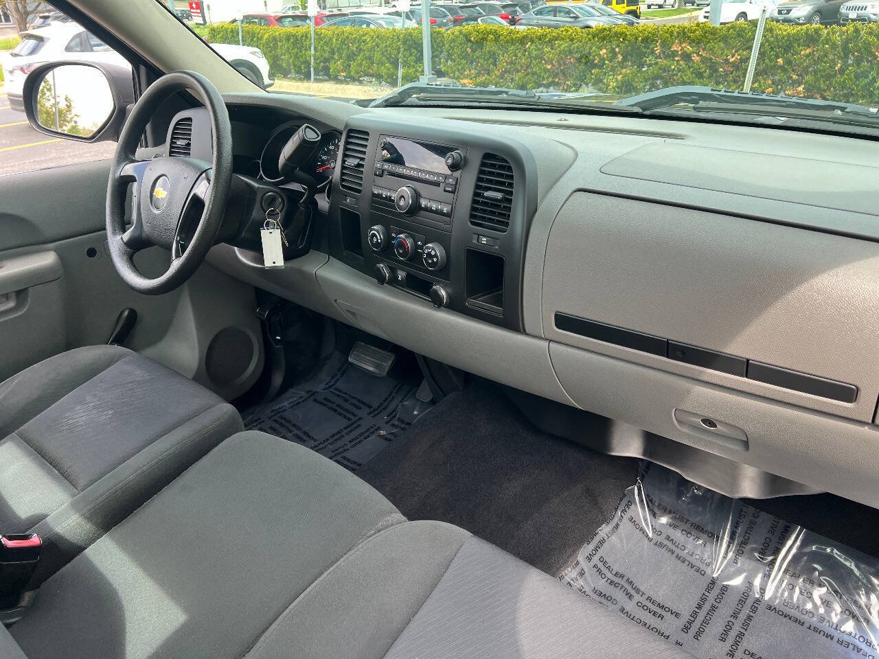 Used 2011 Chevrolet Silverado 1500 W/T RWD image 23