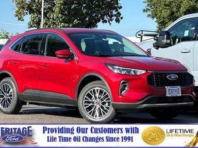 New 2025 Ford Escape Base