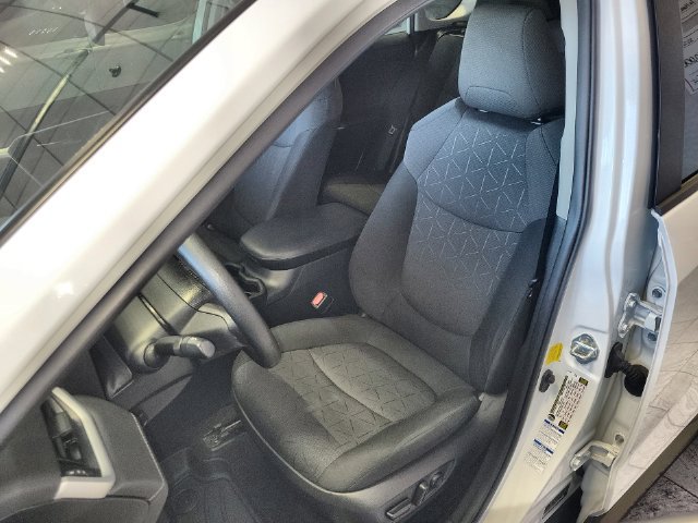 Used 2019 Toyota RAV4 XLE w/ Convenience Package AWD/4WD image 11