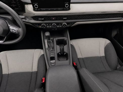 Used 2024 Honda Accord EX image 20