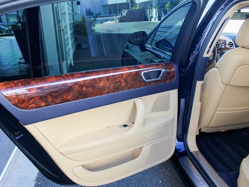 Used 2007 Bentley Flying Spur Flying Spur AWD/4WD image 29