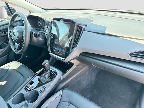 Certified 2025 Subaru Crosstrek 2.5i Limited w/ Crosstrek Mirror Package image 40