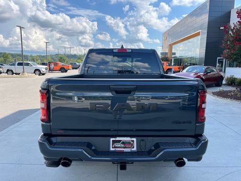 New 2026 RAM 1500 Express AWD/4WD image 19