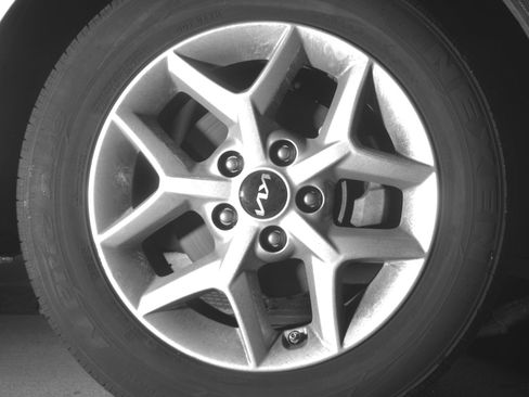 Used 2025 Kia Soul LX w/ LX Technology Package image 13