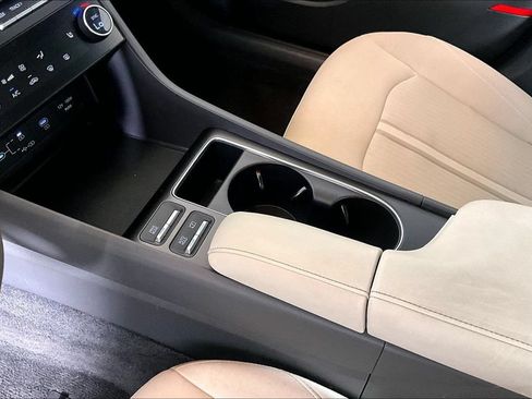 Used 2025 Hyundai Sonata SEL FWD image 13